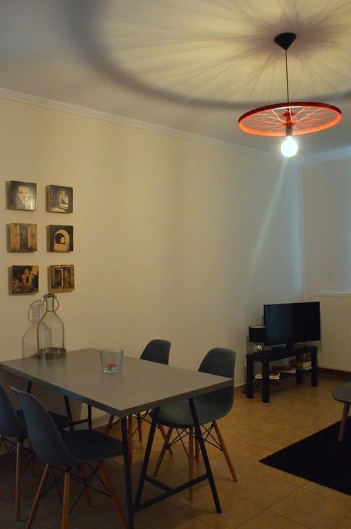 Erismini Apartment Frínion Екстериор снимка